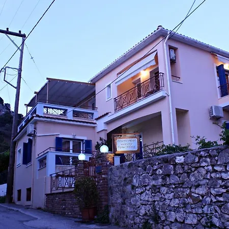 Apartament Koukounaries Límni
