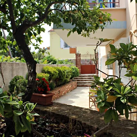 Koukounaries Apartament Límni